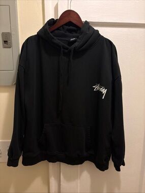 Men’s Stussy international Ace’s Pullover Hoodie size Medium